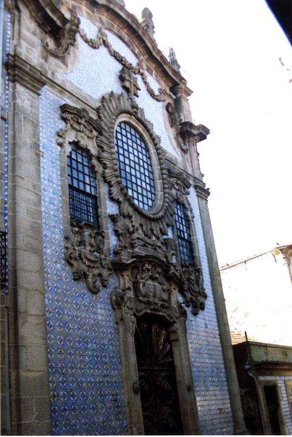 Nicolau Nasoni : um artista italiano no Porto : igreja de Nossa Senhora do Terço da Caridade