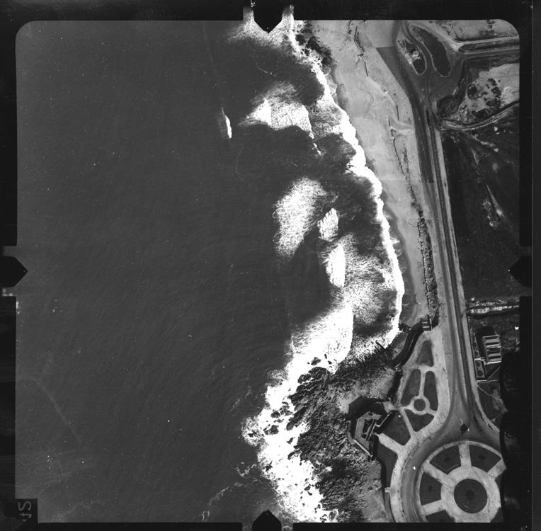 [Fotografia aérea da cidade do Porto : 1939-1940 : fiada 1, n.º 951]