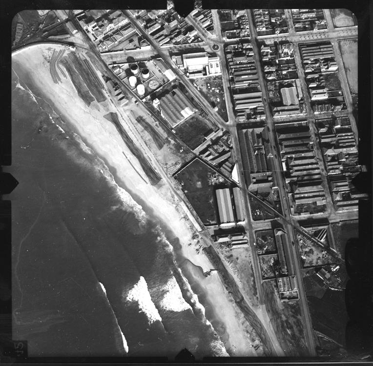 [Fotografia aérea da cidade do Porto : 1939-1940 : fiada 1, n.º 955]