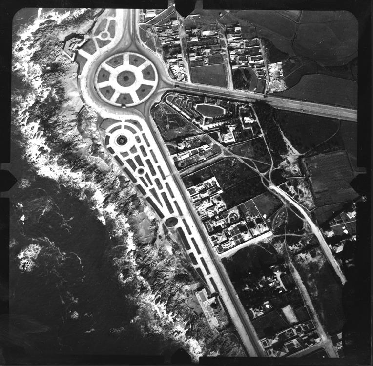 [Fotografia aérea da cidade do Porto : 1939-1940 : fiada 2, n.º 963]