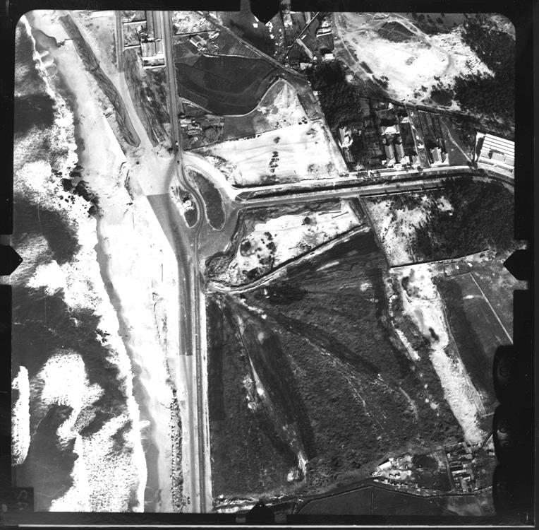 [Fotografia aérea da cidade do Porto : 1939-1940 : fiada 2, n.º 967]