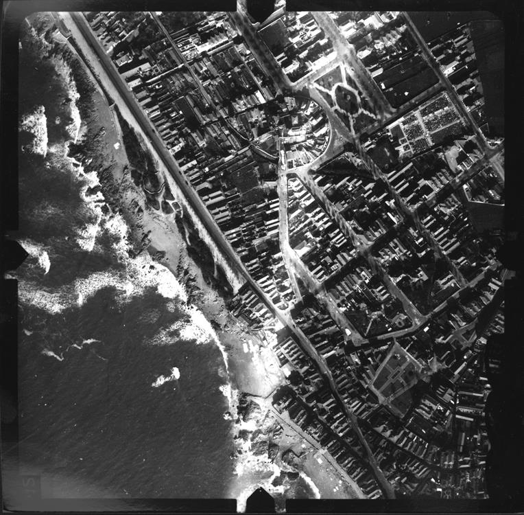 [Fotografia aérea da cidade do Porto : 1939-1940 : fiada 4, n.º 994]