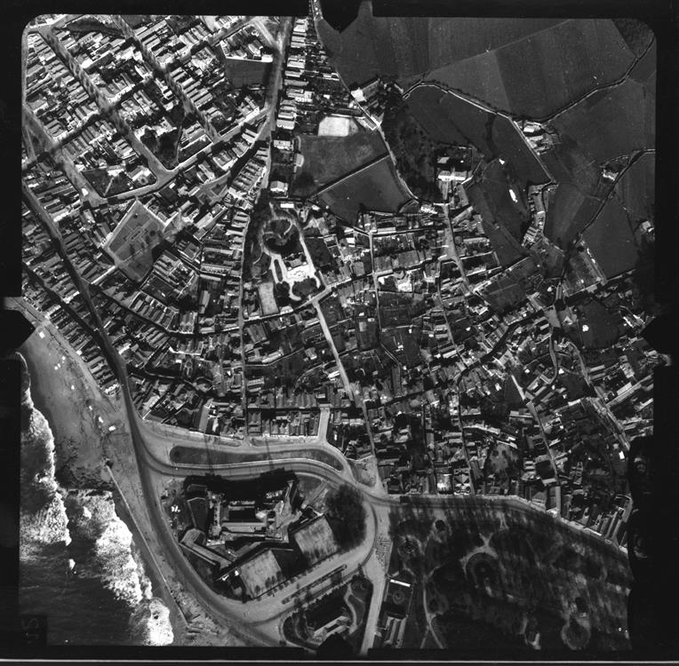 [Fotografia aérea da cidade do Porto : 1939-1940 : fiada 5, n.º 010]