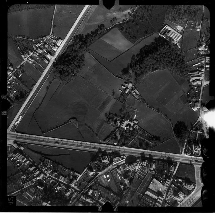 [Fotografia aérea da cidade do Porto : 1939-1940 : fiada 8, n.º 089]
