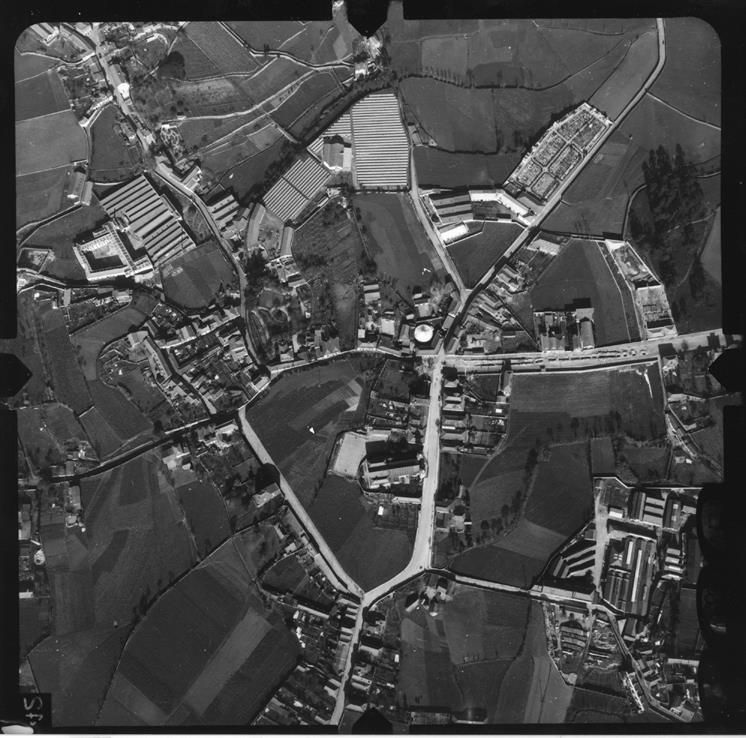 [Fotografia aérea da cidade do Porto : 1939-1940 : fiada 10, n.º 131]