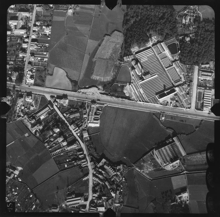 [Fotografia aérea da cidade do Porto : 1939-1940 : fiada 10, n.º 135]