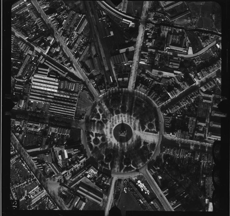[Fotografia aérea da cidade do Porto : 1939-1940 : fiada 15, n.º 263]