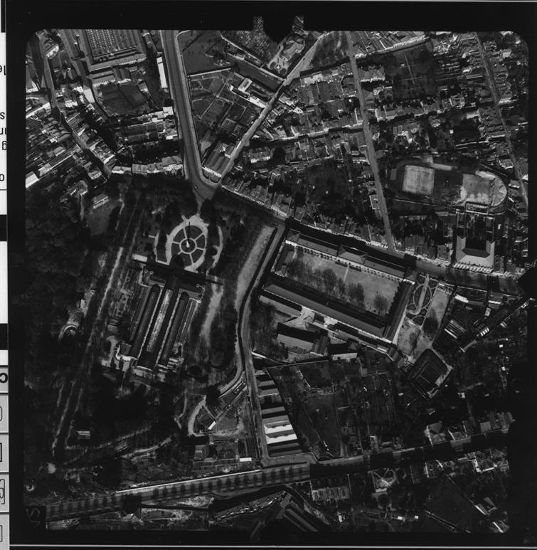 [Fotografia aérea da cidade do Porto : 1939-1940 : fiada 16, n.º 283]