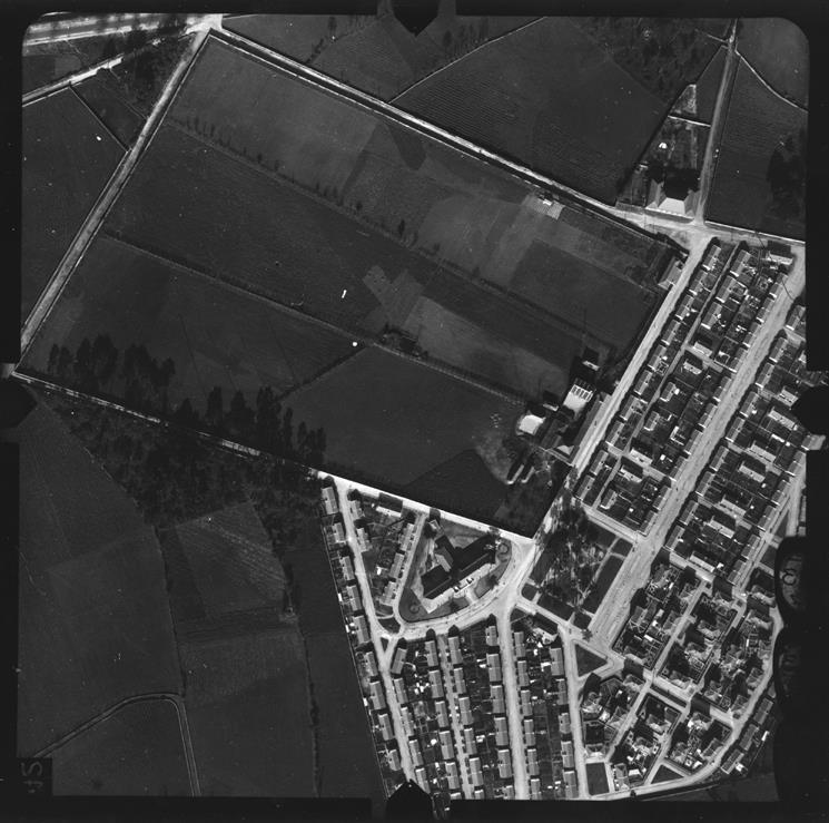 [Fotografia aérea da cidade do Porto : 1939-1940 : fiada 17, n.º 331]