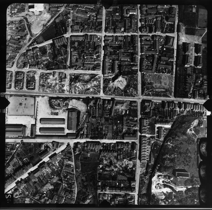 [Fotografia aérea da cidade do Porto : 1939-1940 : fiada 17A, n.º 379]