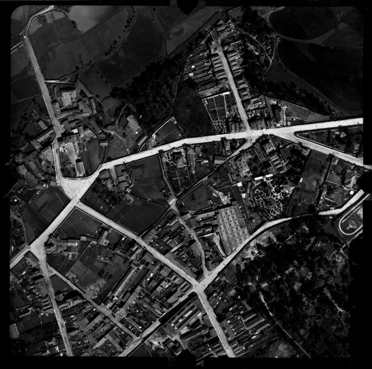 [Fotografia aérea da cidade do Porto : 1939-1940 : fiada 17A, n.º 440]