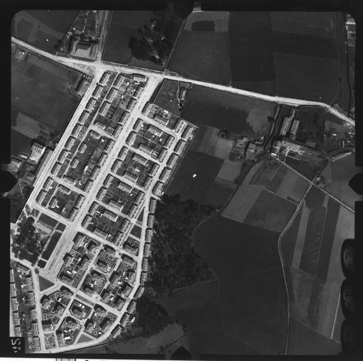 [Fotografia aérea da cidade do Porto : 1939-1940 : fiada 17A, n.º 444]