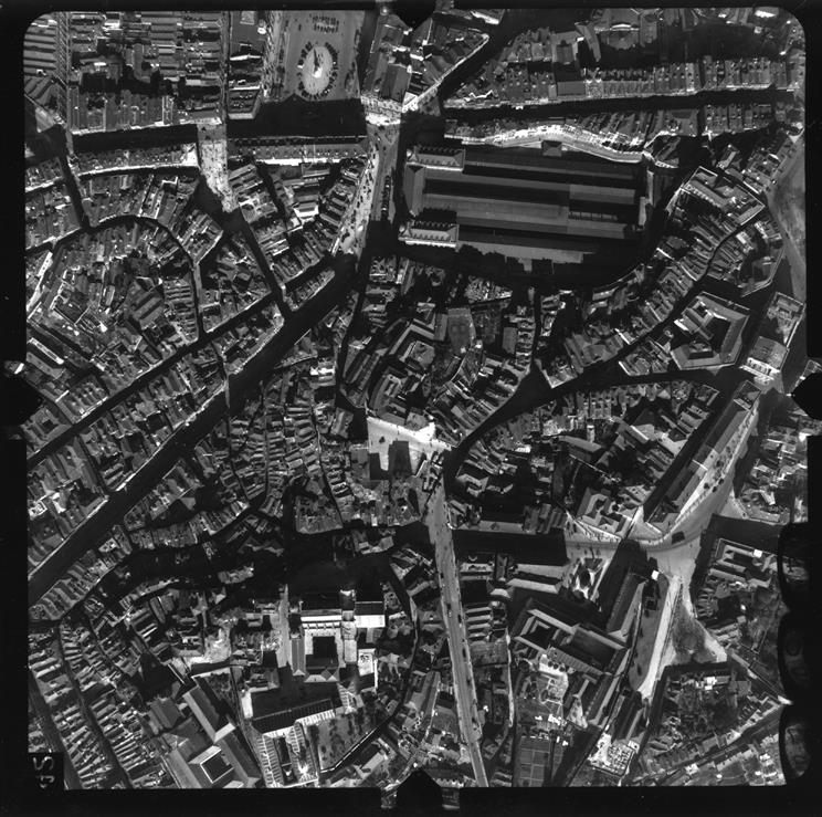 [Fotografia aérea da cidade do Porto : 1939-1940 : fiada 19, n.º 407]