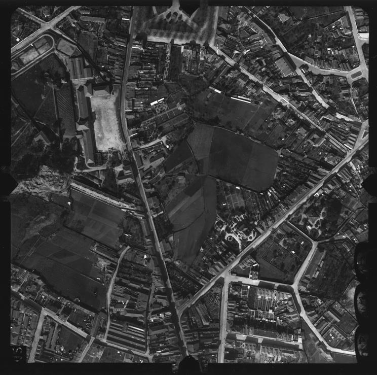 [Fotografia aérea da cidade do Porto : 1939-1940 : fiada 19, n.º 174]