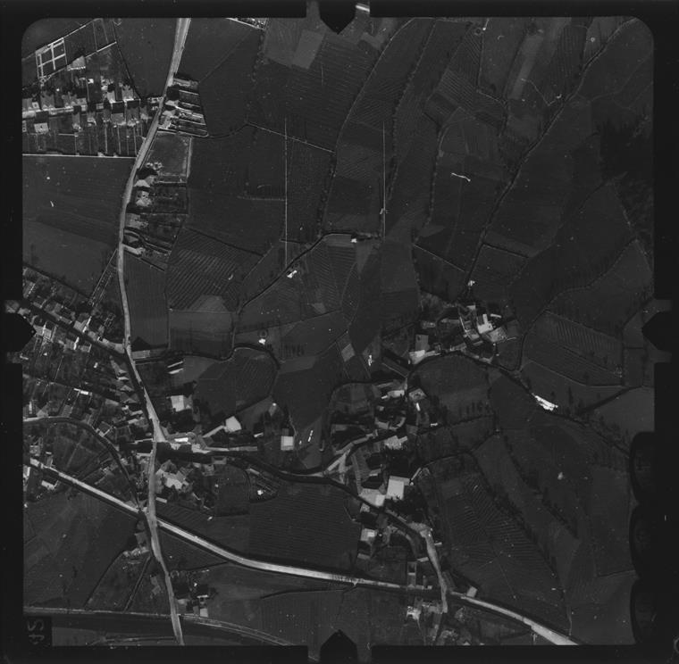 [Fotografia aérea da cidade do Porto : 1939-1940 : fiada 21, n.º 495]