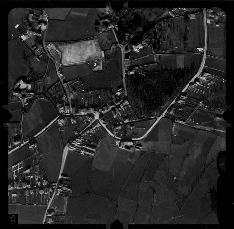 [Fotografia aérea da cidade do Porto : 1939-1940 : fiada 21, n.º 497]
