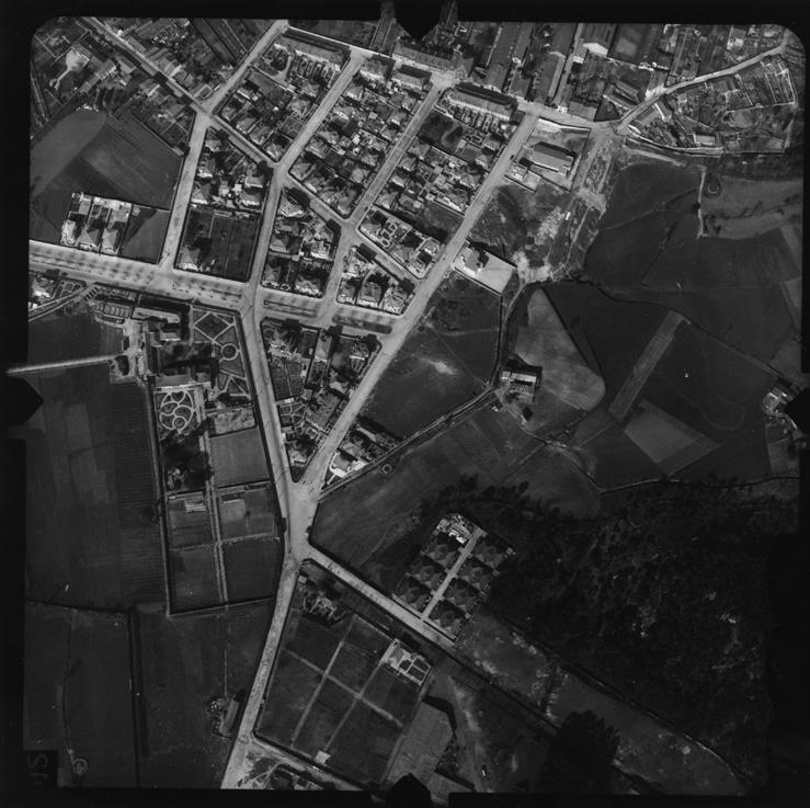 [Fotografia aérea da cidade do Porto : 1939-1940 : fiada 24, n.º 236]