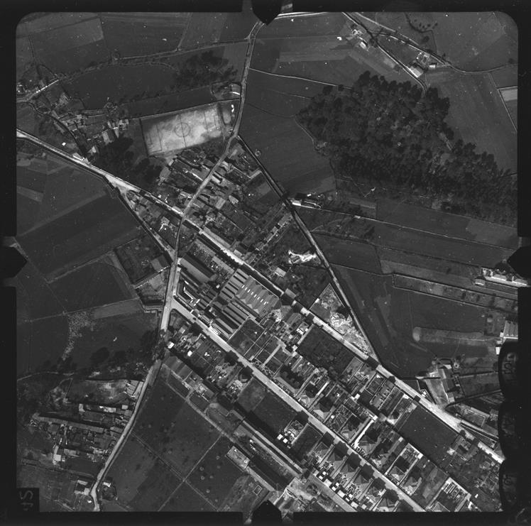 [Fotografia aérea da cidade do Porto : 1939-1940 : fiada 24, n.º 244]