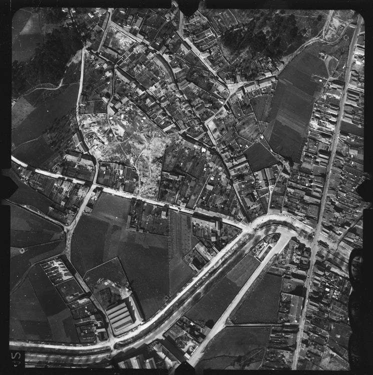 [Fotografia aérea da cidade do Porto : 1939-1940 : fiada 25, n.º 274]