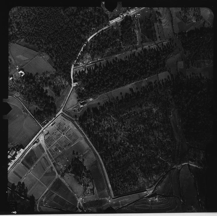 [Fotografia aérea da cidade do Porto : 1939-1940 : fiada 31, n.º 574]