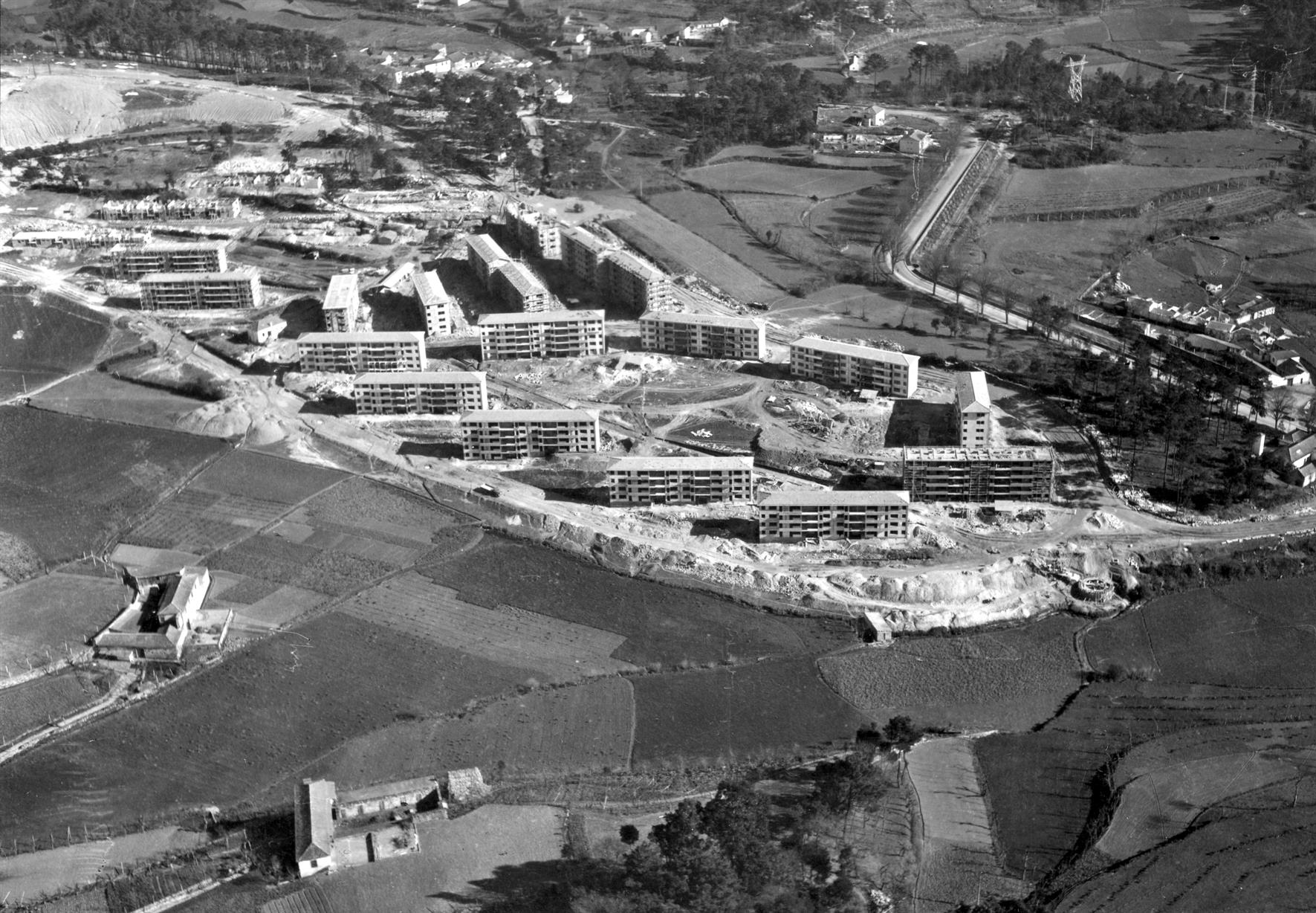 Bairro do Cerco do Porto : construção : 1ª. fase : 1962
