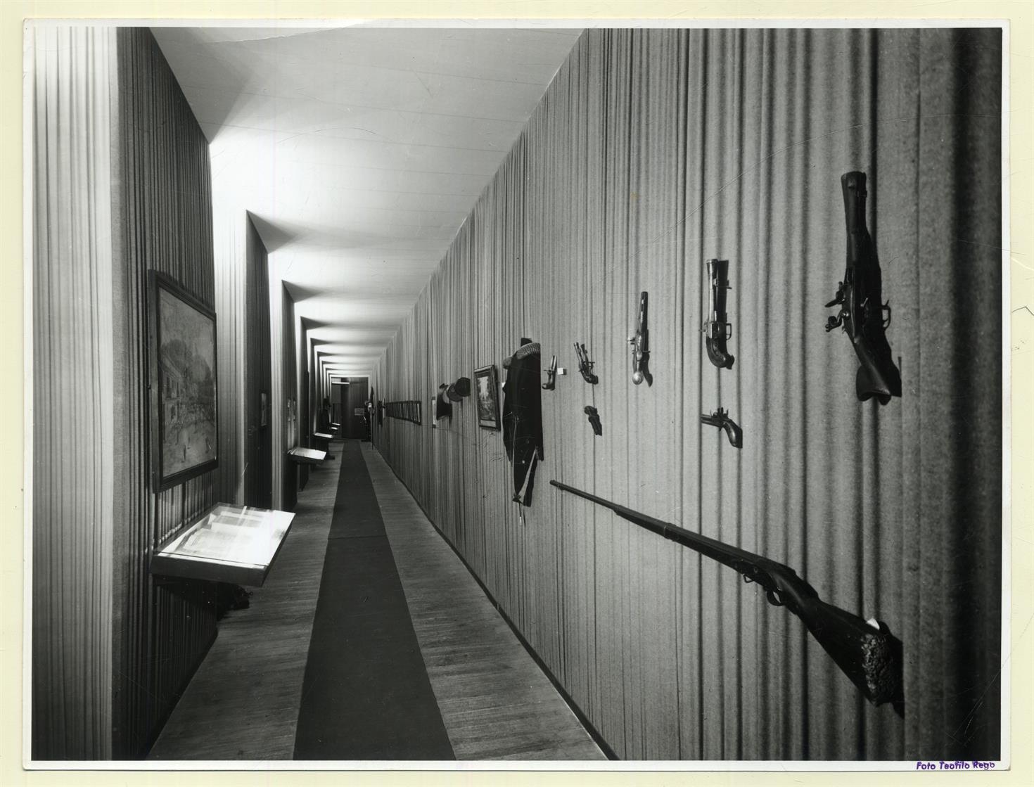 Exposição Histórico-Militar : Galeria de documentos, bibliografia e diversas espécies