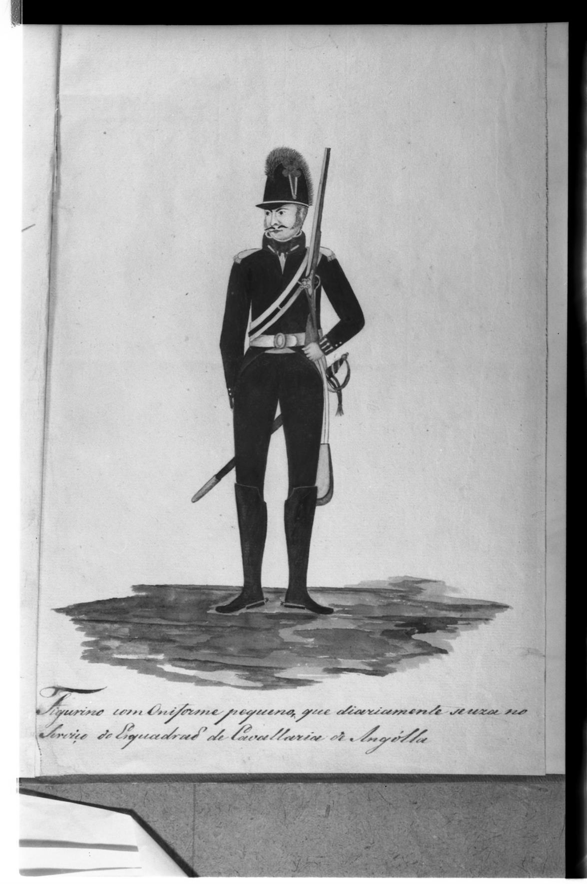 [Exposição Histórico-Militar] : uniforme diário do Esquadrão de Cavalaria de Angola