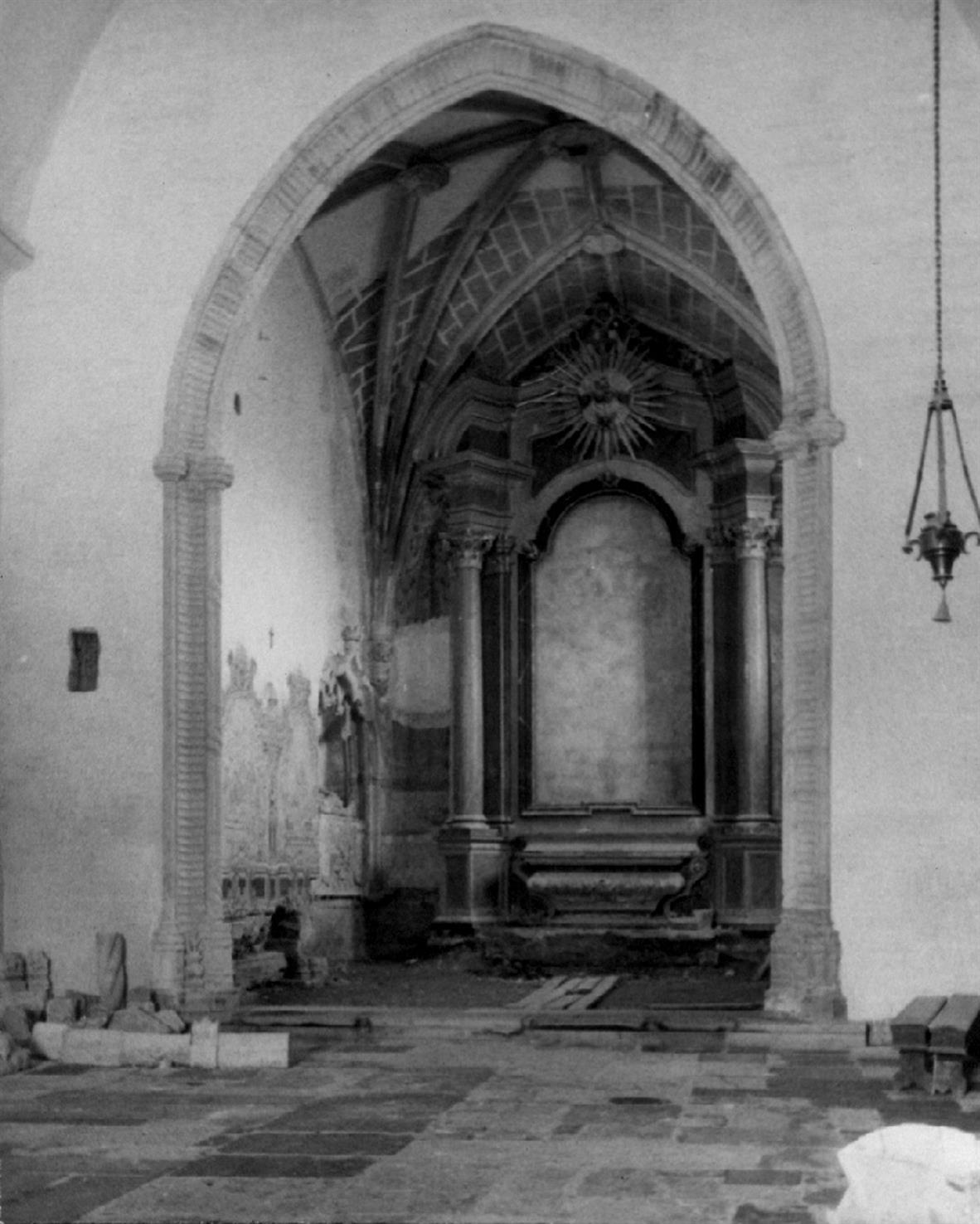 Montemor-o-Velho : interior da Igreja dos Anjos
