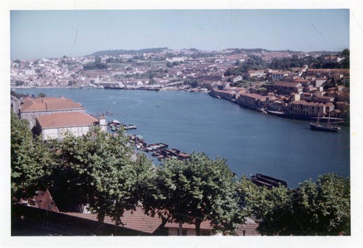 [Vista panorâmica do Rio Douro]
