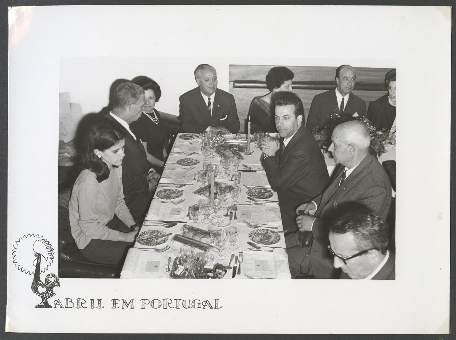 Abril em Portugal : Dia do Turista : almoço regional
