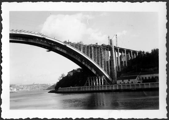 Pontes do Porto e Lisboa : construção da ponte da Arrábida