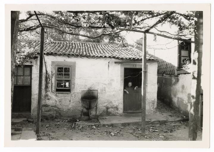 "Ilha" na Rua da Póvoa, n.º 290 a 294 : casa n.º 3