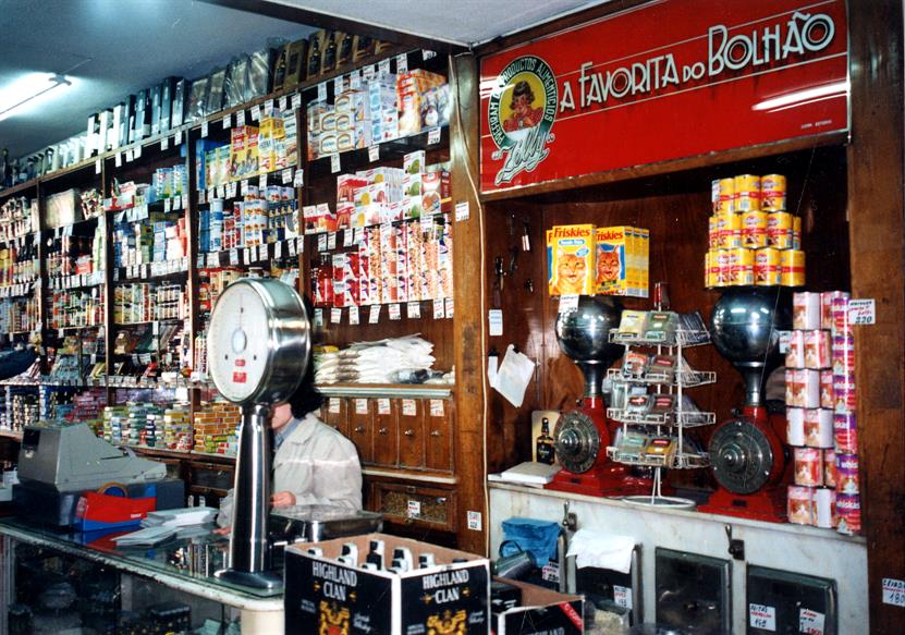 "A Favorita do Bolhão" : mercearia