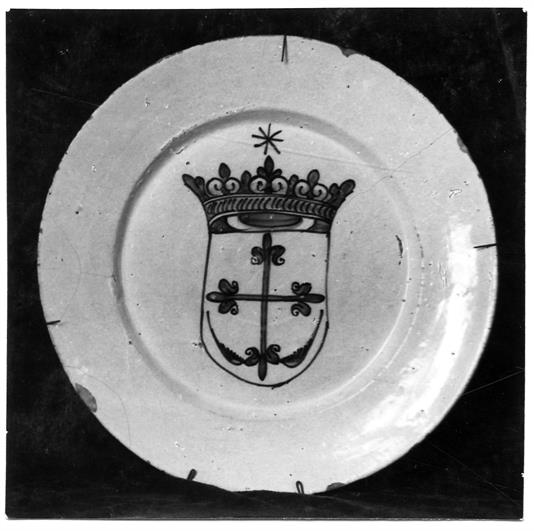 Casa-Museu de Guerra Junqueiro : guia do visitante : prato de cerâmica portuguesa
