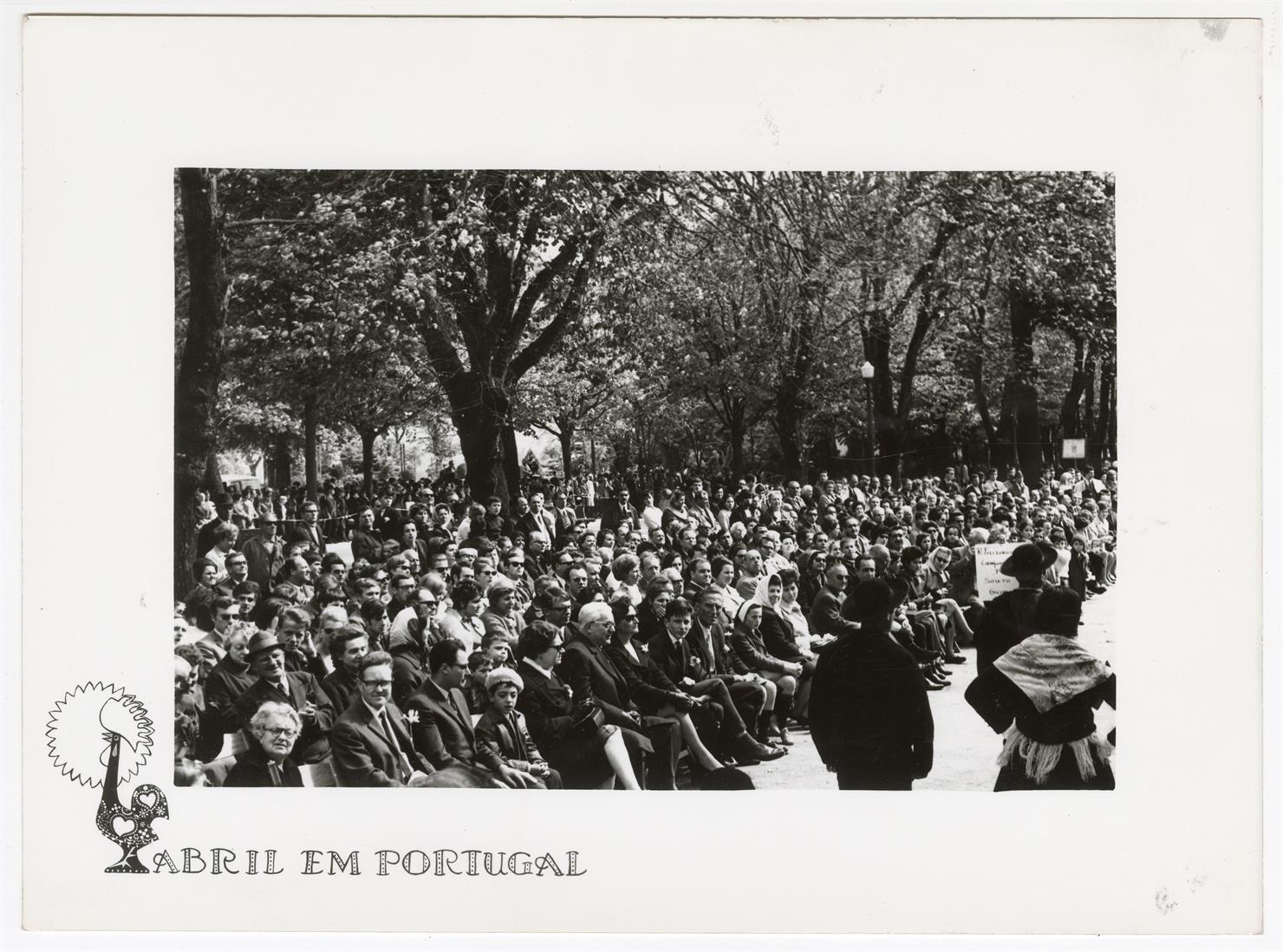 Abril em Portugal : Dia do Turista : assistência