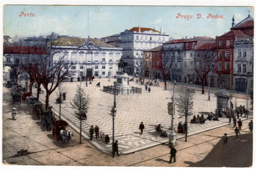 Porto : Praça D. Pedro