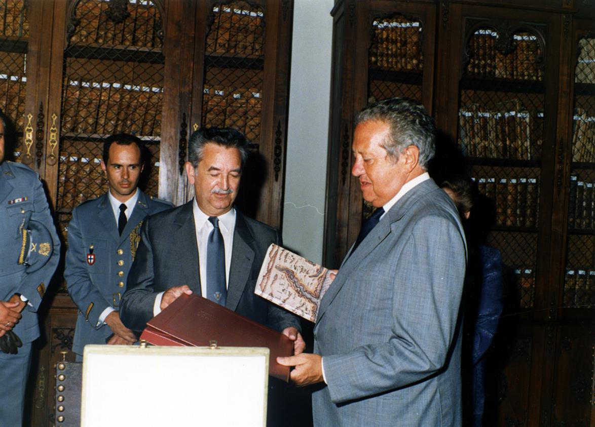 Visita do Primeiro Ministro Dr. Mário Soares à Casa do Infante