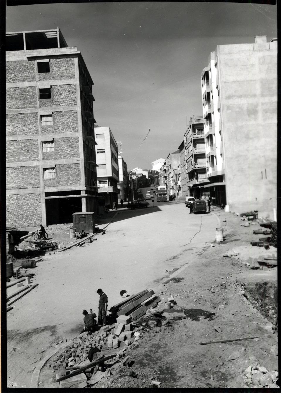 Construção da continuação da Rua Fonseca Cardoso