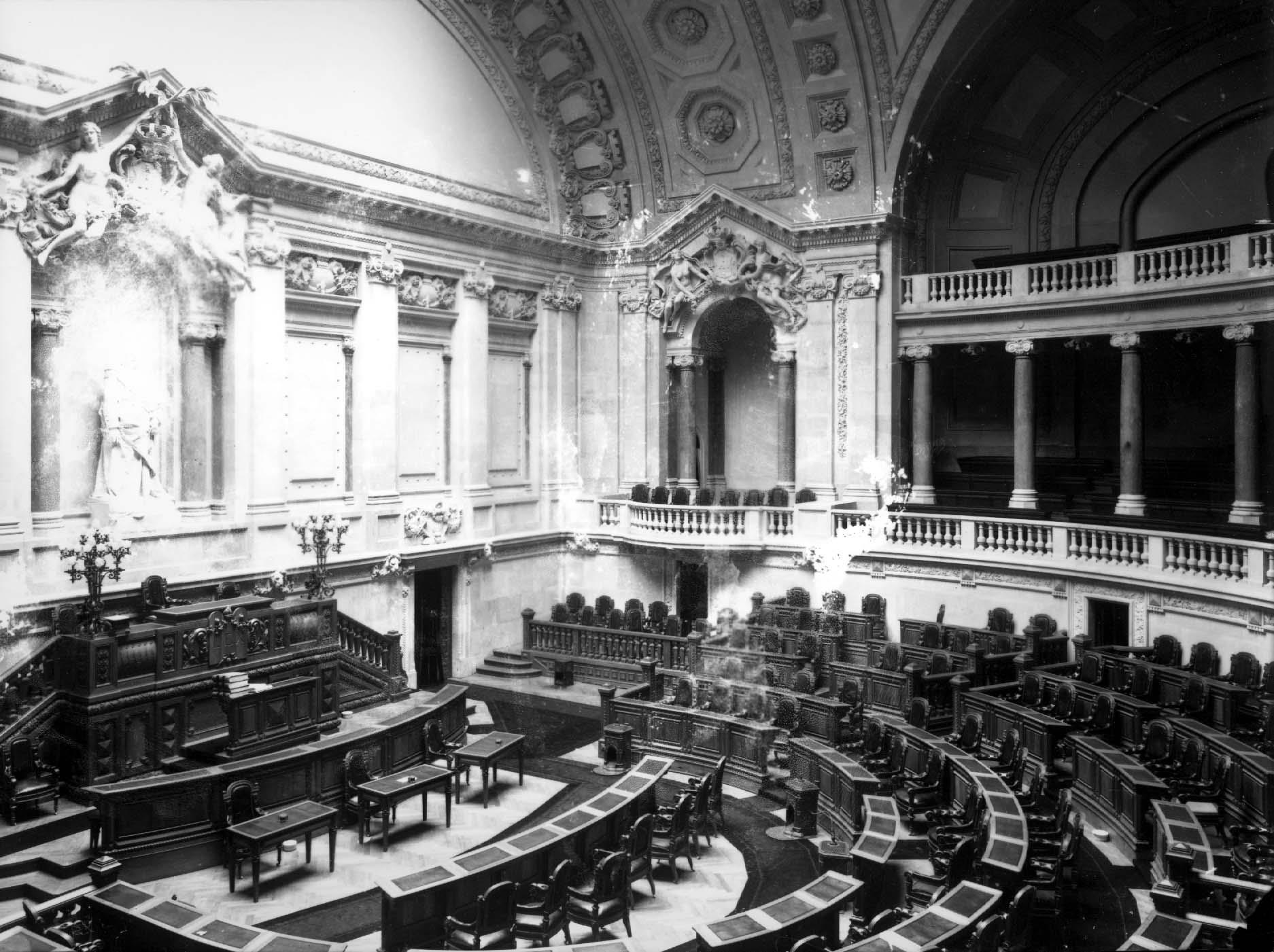 Aspecto da Assembleia Nacional antes da implantação da República : sala das sessões : "Nova Câmara dos Deputados"