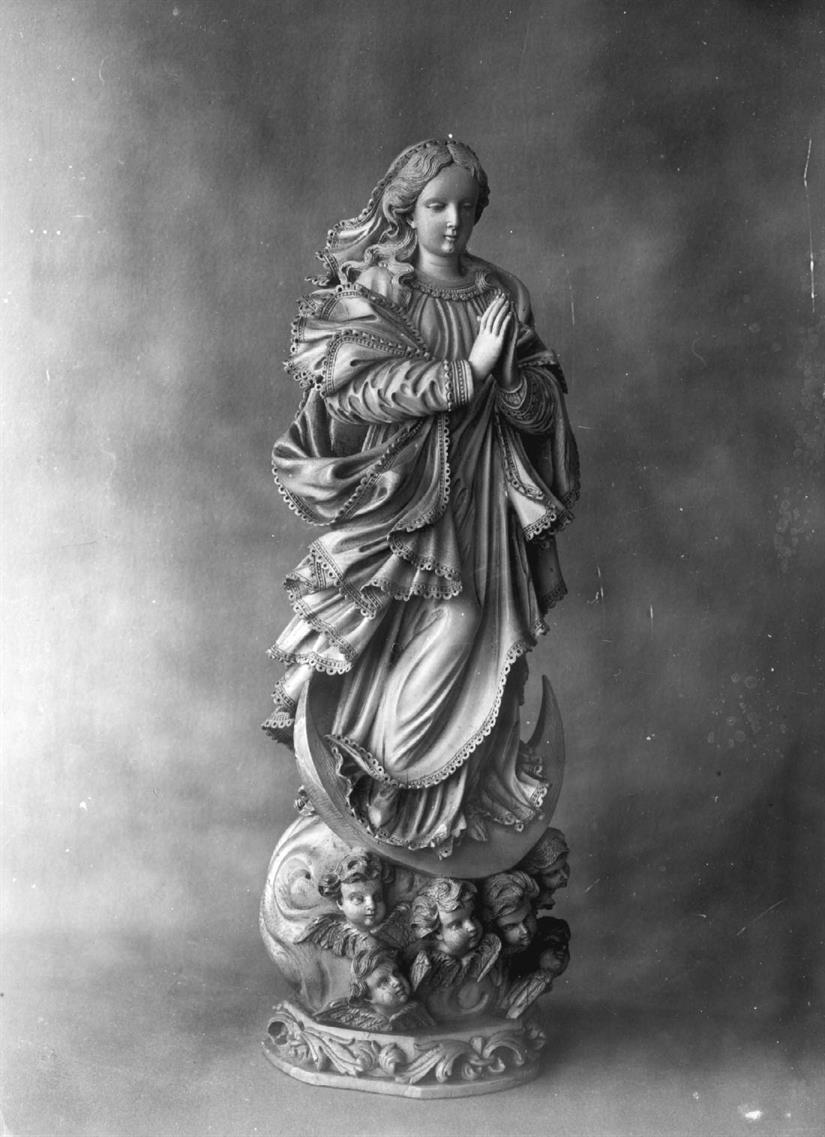 Estátua de marfim de Nossa Senhora da Conceição : Museu de Arte Antiga : Lisboa