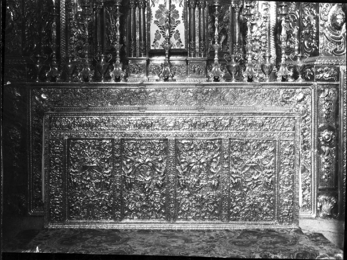 Frontal do altar de prata : Sé do Porto
