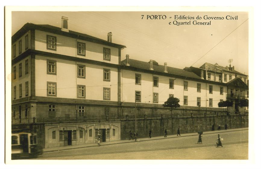 Porto: edifício do Governo Civil e Quartel General