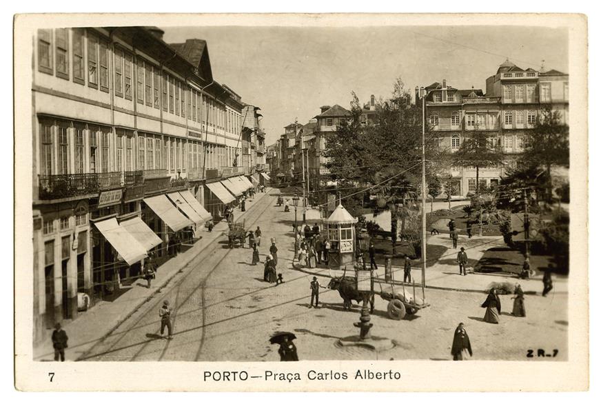 Porto: Praça Carlos Alberto