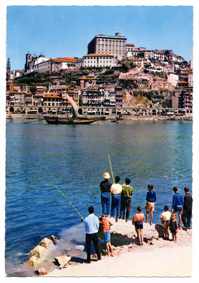 Porto : Rio Douro e vista parcial