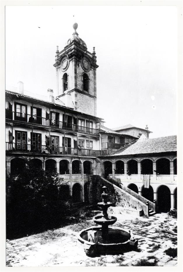 Convento de Avé Maria : claustro