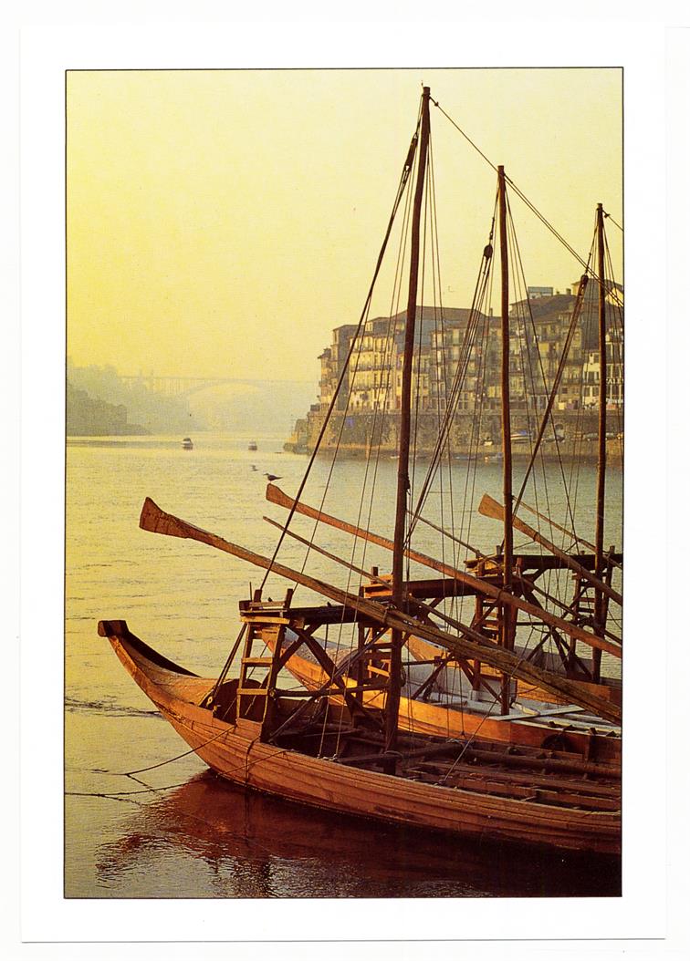 Porto : barcos rabelo no rio Douro