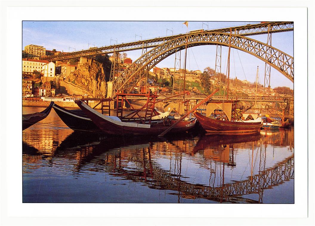 Porto : barcos rabelo e ponte (1886) Dom Luiz I