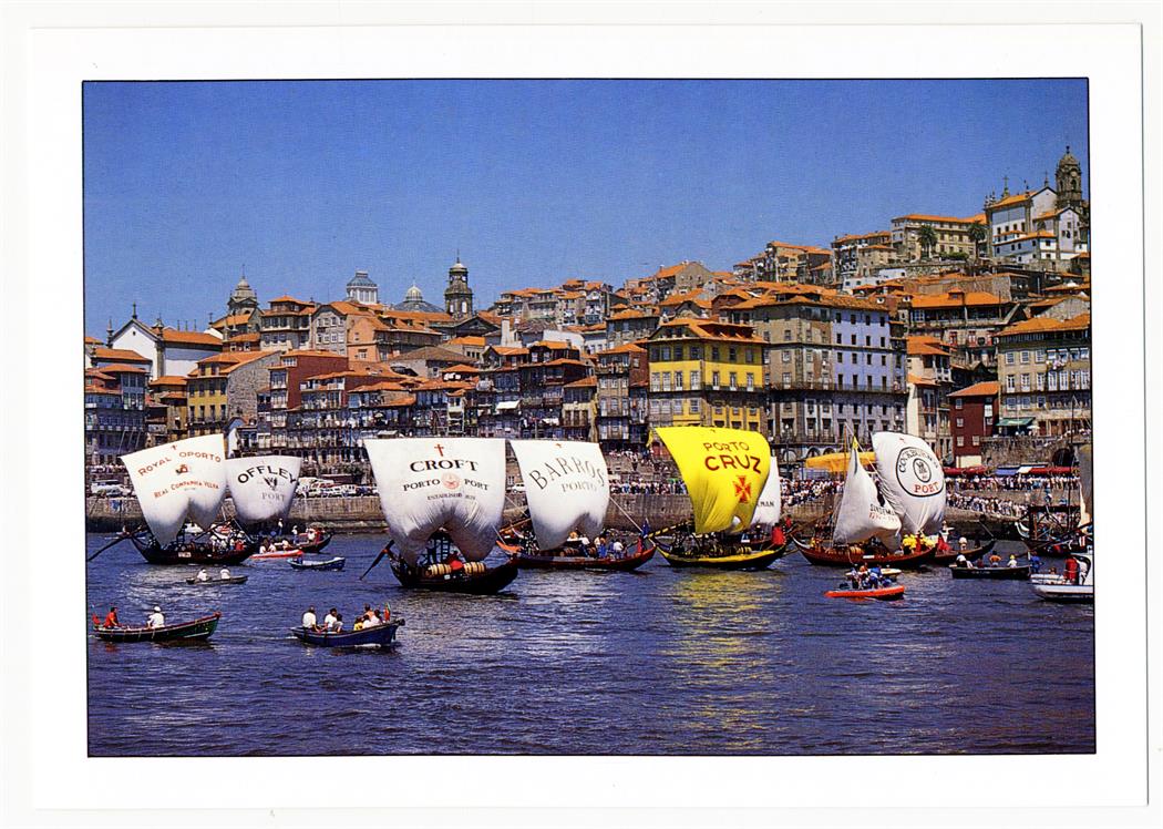 Porto : Regata de barcos rabelo (festa de São João) no rio Douro