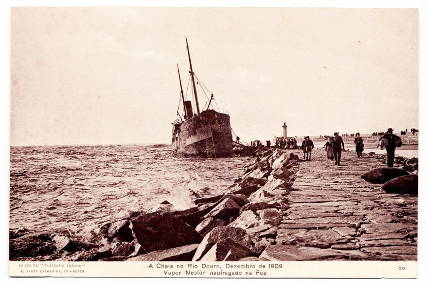 A Cheia no Rio Douro, Dezembro de 1909 : Vapor Nestor naufragado na Foz
