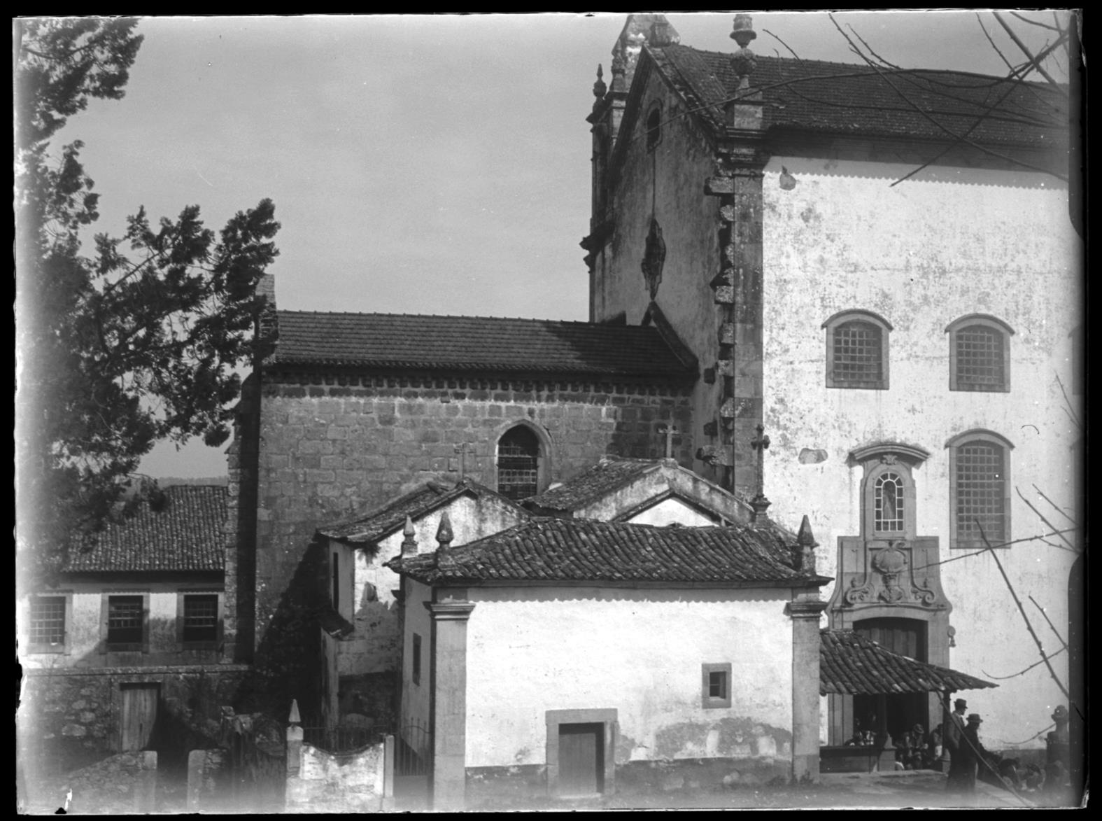 Capela de Nossa Senhora da Graça : Mosteiro de São Simão da Junqueira